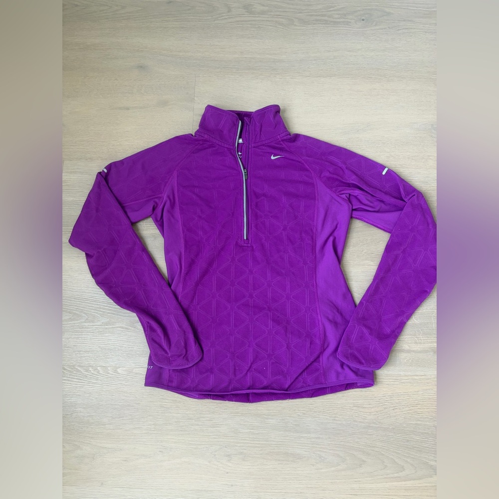 Nike Women's Purple Long-Sleeve running Pullover with Reflective Accents